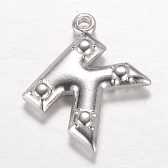 変色しない201ステンレススチールチャーム  文字k  ステンレス鋼色  15x15.2x3.2mm  穴：1.2mm&nbsp;X-STAS-G081-33P