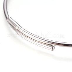 変色しない調節可能な304ステンレススチール製バングル  ステンレス鋼色  2-3/8インチ（6.2cm）  2mm&nbsp;MAK-F227-33-P