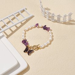 クリアキュービックジルコニア付きガラスバタフライチャームブレスレット  女性のための天然アメジスト チップ & パール ビーズ ブレスレット  7-5/8インチ（19.5cm）&nbsp;BJEW-JB08640-03