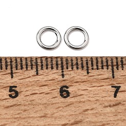 真鍮製フレームコネクター  丸い輪  長持ちメッキ  ラックめっき  プラチナ  5x0.8mm  内径：3.3mm&nbsp;KK-CBA9FBD-01P-B