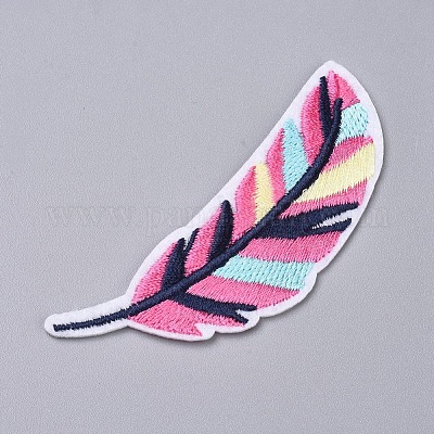Wholesale Computerized Embroidery Cloth Iron on/Sew on Patches 
