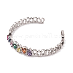 Braccialetti aperti da donna con pavé di ottone colorato e zirconi cubici&nbsp;BJEW-S147-32P-B