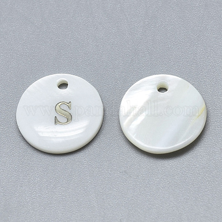 パールシェルのチャームのナチュラルホワイトシェルマザー  アイロンステッカー付き  アルファベット付きフラットラウンド  文字.s  13x2mm  穴：1.5mm X-SSHEL-N036-053S-1