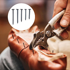 1 комплект железных пирамидальных шипов&nbsp;FIND-CA0009-61