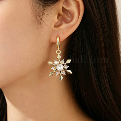 Boucles d'oreilles créoles pendantes en laiton serties de micro-pavés de zirconiums cubiques&nbsp;WGD9903-01