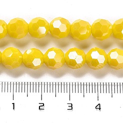 電気メッキオペークガラスビーズ連売り  ファセット（32ファセット）  パール光沢メッキ  ラウンド  きいろ  8mm  穴：1mm  約66~69個/連  19.29~19.57インチ（49~49.7cm）&nbsp;EGLA-A035-P8mm-A04