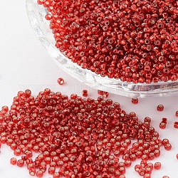 12/0 grade a perles de rocaille en verre rondes, Argenté, rouge foncé, 12/0, 2x1.5mm, Trou: 0.3mm, environ 30000 pcs / sachet 