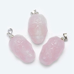 Ciondoli quazo rosa naturale, con accessori di ottone, teschio, platino, 33x20x11~13.5mm, Foro: 4x5 mm