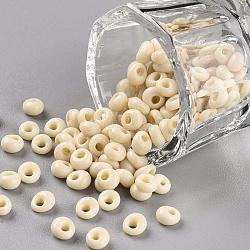 Toho kurze Magatama Perlen, japanische Saatperlen, (51) undurchsichtiges Hellbeige, 4.5x4x3 mm, Bohrung: 1.2 mm, ca. 450 g / Beutel