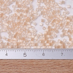 MIYUKIデリカビーズ  シリンダー  日本製シードビーズ  11/0  （db0821)淡いアプリコットシルクサテン  1.3x1.6mm  穴：0.8mm  約2000PCS /ボトル  10 G /ボトル&nbsp;SEED-JP0008-DB0821
