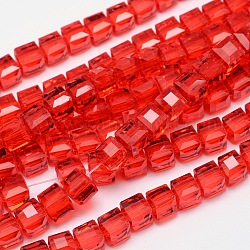 Hebras de cuentas de vidrio transparente cubo facetado, rojo, 5.5x5.5x5.5mm, agujero: 1 mm, aproximamente 94 pcs / cadena, 20.4 pulgada