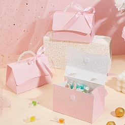 結婚式の記念品キャンディボックスDIYセット  クラフト紙1枚付き  1 pc リボン  ビーズハンドル1個。  2 ペア丸フック & ループ  ハンドバッグの形をした紙のギフトパッケージボックスを作るため  ピンク  13x7.5x8.7cm&nbsp;DIY-WH0250-73E