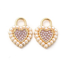 Pendenti strass in lega, con perle di plastica imitazione perla in abs, charms cuore tono dorato, roso chiaro, 18x14x3mm, Foro: 4x4 mm