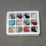 Pendentifs en pierres gemmes, avec fermoirs en laiton, pierre mixte, cône / pic / pendule, couleur mixte, 26x16mm, Trou: 6x2mm, 12 pcs / boîte
