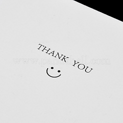Cartoncini espositivi per orecchini di carta con faccina sorridente e collane.&nbsp;FIND-T072-01D