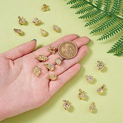 18スタイルフルーツスタイルラックメッキ合金チャーム9個。  クリスタルラインストーン付き  カドミウムフリー＆ニッケルフリー＆鉛フリー  パイナップル＆ザクロ＆イチゴ  ライトゴールド  11~17x7.5~11.5x5.5~8mm  穴：1.2~1.4mm  2個/スタイル&nbsp;FIND-SZ0002-95