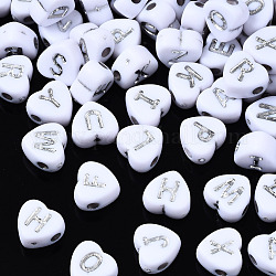 Непрозрачные белые акриловые бусины, сердце с серебряными случайными буквами, случайные смешанные буквы, 6.5x7x4 мм, отверстие : 1.6 мм, Около 3450 шт / 500 г