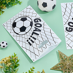 50 Stück Geschenktüten aus Kunststoff mit Fußballmuster und gestanztem Lochgriff&nbsp;ABAG-WH0046-65