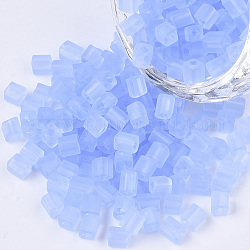 6/0 trasparenti perline di vetro, colori satinati, foro quadrato, cubo, blu fiordaliso, 6/0, 3~5x3~4x3~4mm, Foro: 1.2~1.4 mm, circa 4500pcs/scatola