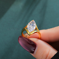 Verstellbare Fingerringe aus Messing mit klarem Zirkonia-Pavé&nbsp;WGA0EFE-01
