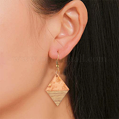 Подвески из прозрачной смолы и ореха&nbsp;RESI-CJ0001-72