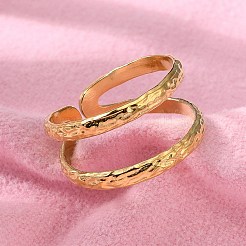 Ионное покрытие (ip) 304 нержавеющая сталь двойная линия открытое манжетное кольцо для женщин X-RJEW-S405-200G