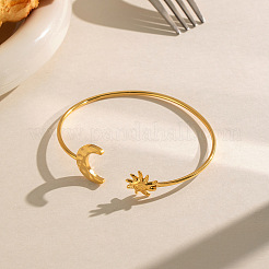 Bracciali rigidi aperti da donna in acciaio inossidabile 304 con motivo sole e luna testurizzato.&nbsp;SA-CBA5CC3-01G