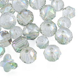 Perles en verre transparentes, couleur ab , facette, formes mixtes, vert clair, 7~10x7~10x5~9.5mm, Trou: 1~1.5mm