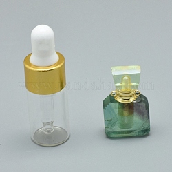 多面的な天然蛍石の開閉可能な香水瓶ペンダント  真鍮のパーツとガラスのエッセンシャルオイルのボトル  30x18x10.5mm  穴：1.2mm  ガラス瓶容量：3ml（0.101液量オンス）  宝石の容量：1ml（0.03液量オンス）