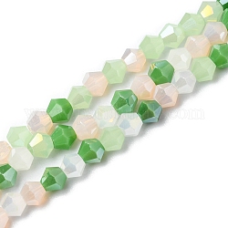 FilI di perline in vetro placcato, opaco e trasparente e placcato in colore ab, sfaccettato, bicono, verde, 4x4.5mm, Foro: 0.9 mm, circa 94~95pcs/filo, 13.86'' (35.2 cm)