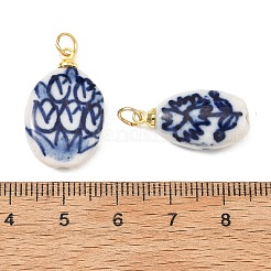 手作りの磁器のペンダント  青と​​白の磁器  花柄のチャーム  ゴールドカラー  ブルー  15.5~24x11~18x5~12mm  穴：3.5mm&nbsp;PALLOY-JF06044