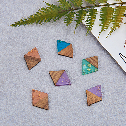 Подвески из прозрачной смолы и ореха&nbsp;RESI-CJ0001-72