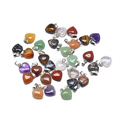 Подвески из натуральных и синтетических смешанных драгоценных камней, с латунной фурнитурой платинового цвета, сердце, 12.5~13x10x3~5 мм, отверстие : 2.5x4.5 мм