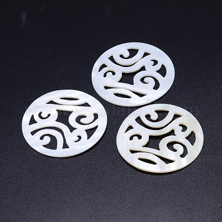 Hollow Natural Freshwater Shell Flat Round Pendants SSHEL-P004-17-1