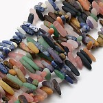 Brins de perles de pierres précieuses givrées naturelles et synthétiques, pierre mixte, 12~22x4~6mm, Trou: 1mm, Environ 80~85 pcs/chapelet, 15.5 pouce