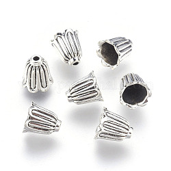 Capuchons de perles en alliage sans plomb et sans nickel, Plaqué longue durée, 7 pétales, fleur, argent antique, 11x10mm, Trou: 2mm, diamètre intérieur: 8 mm