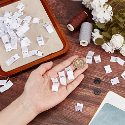 500 шт. 10 стиля полиэстеровых этикеток для одежды FIND-BC0014-07B