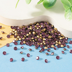 1 sachet de cabochons de strass en verre à dos pointu&nbsp;RGLA-TADJ0001-01B-02