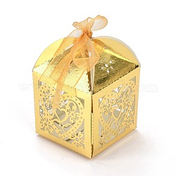 La carta tagliata al laser scava fuori le scatole di caramelle a forma di cuore e fiori, quadrato con nastro, per la confezione regalo di bomboniere per feste di battesimo di nozze, oro, 5x5x7.6cm