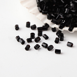Calificar una semilla de vidrio, hexágono (dos cortes), colores opacos, negro, 2~3x1.5~2mm, agujero: 0.5 mm, aproximamente 37500 unidades / libra
