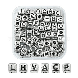 Branelli acrilici placcati, foro orizzontale, cubo con lettere miste casuali, argento antico, 6x6x6mm, Foro: 3 mm, 100pcs/scatola