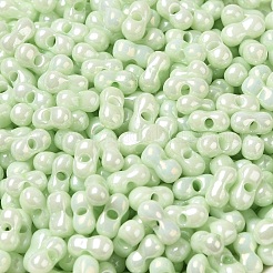 不透明色光沢ガラスシードビーズ  ピーナッツ  淡緑色  6x3.5x3mm  穴：1mm  約7258個/ポンド&nbsp;SEED-B001-01A-10