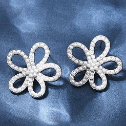 Серьги-гвоздики из искусственного жемчуга с цветком из латуни и АБС-пластика&nbsp;EJEW-M082-07P