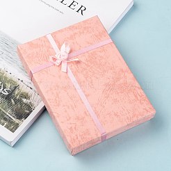 Картонные коробки для ювелирных изделий с цветком (цвет случайной доставки) и губкой внутри&nbsp;CBOX-R023-4