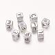 6 perles acryliques mm argent mélange de lettres de cube X-PB43C9308-1