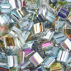 MIYUKIティラビーズ  日本製シードビーズ  2穴  （tl4577)クリスタルグリーンレインボー  5x5x1.9mm  穴：0.8mm  約1180個/100g&nbsp;SEED-J020-TL4577