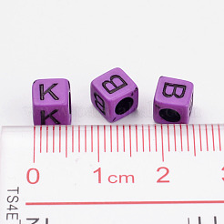 Смешанные буквы непрозрачные акриловые кубические бусины&nbsp;SACR-S177-04