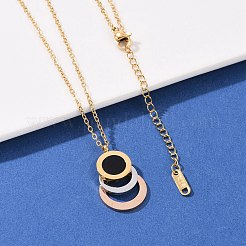 304ステンレススチールローマ数字3リングペンダントネックレス  黒いプラスチック  イオンプレーティング（ip）  ゴールドカラー  18.27インチ（46.4cm）&nbsp;NJEW-V001-06G-01