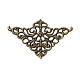 アイアン製フィリグリー透かしコネクター  エッチングされた金属装飾  花のある角の形  アンティークブロンズ  32.5x51x1mm FIND-B020-17AB-2