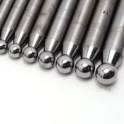 Set di punzoni a blocchi&nbsp;TOOL-WH0121-85